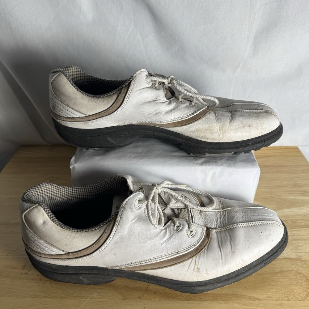 FootJoy Women's Golf Shoes Size 11 M White Beige 98315 Classic Golf Footwear